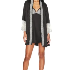 Angelique Robe Black